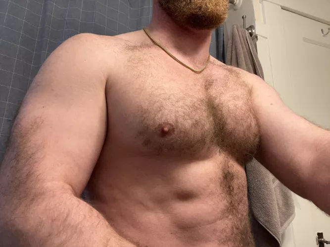 [32] chest day best day