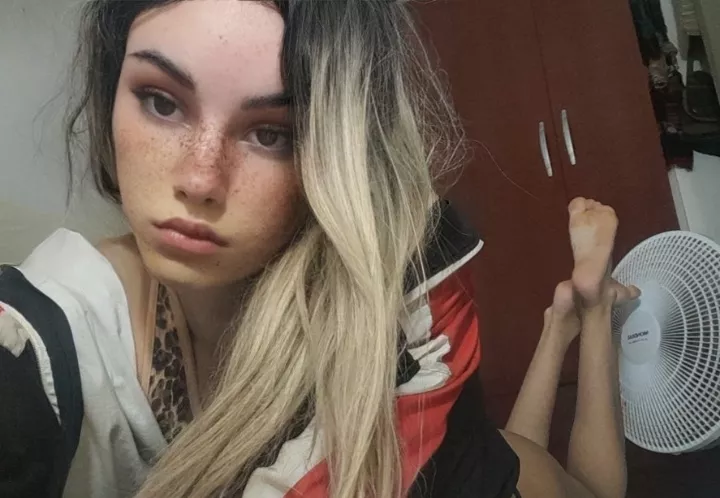 Back in my room like a girl