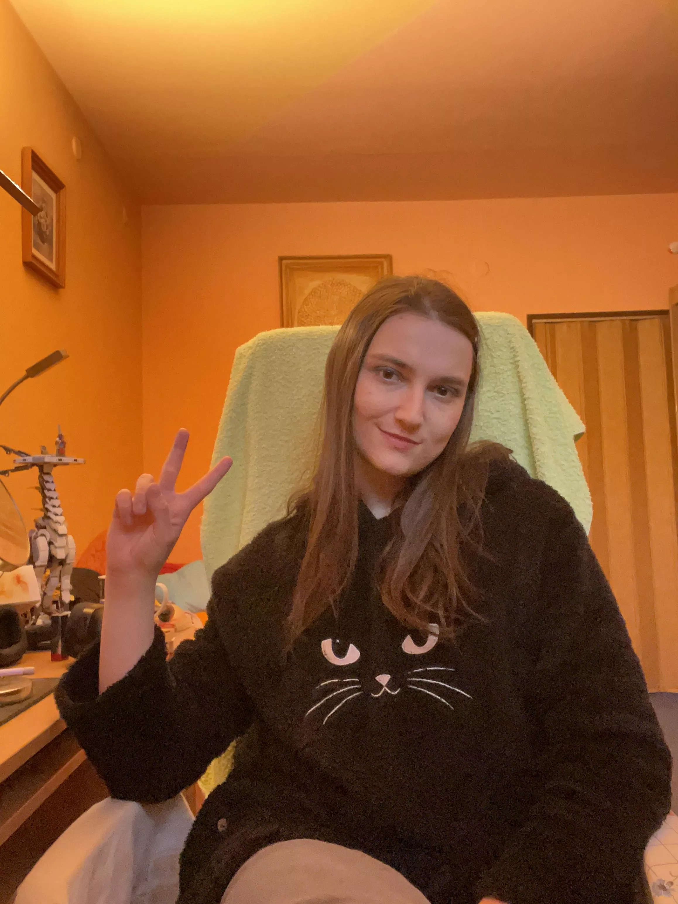 Being bad at makeup-nya :3