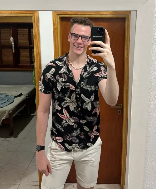 Did you go out partying this weekend? 😉