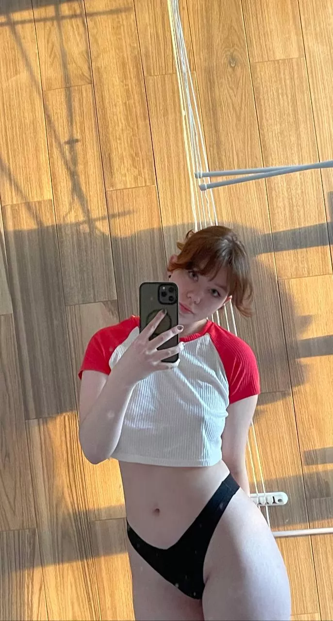 Do you think I look good on my croptop?