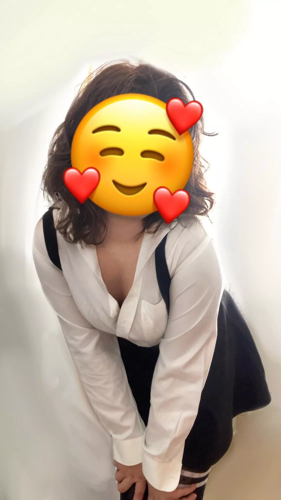 Dress shirts n skirts? 🤔