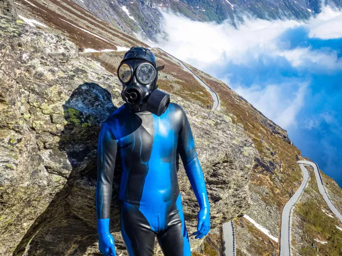 Drone will keep exploring the wide world ..🔍

But the photoseries ends for now... 

See you in the next one and stay curious 👀👋