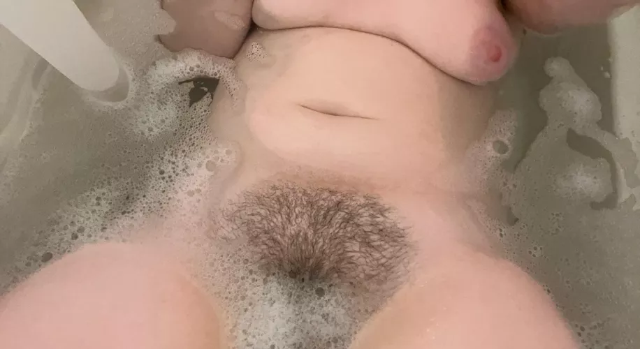 Hairy pussy really just makes you stand out