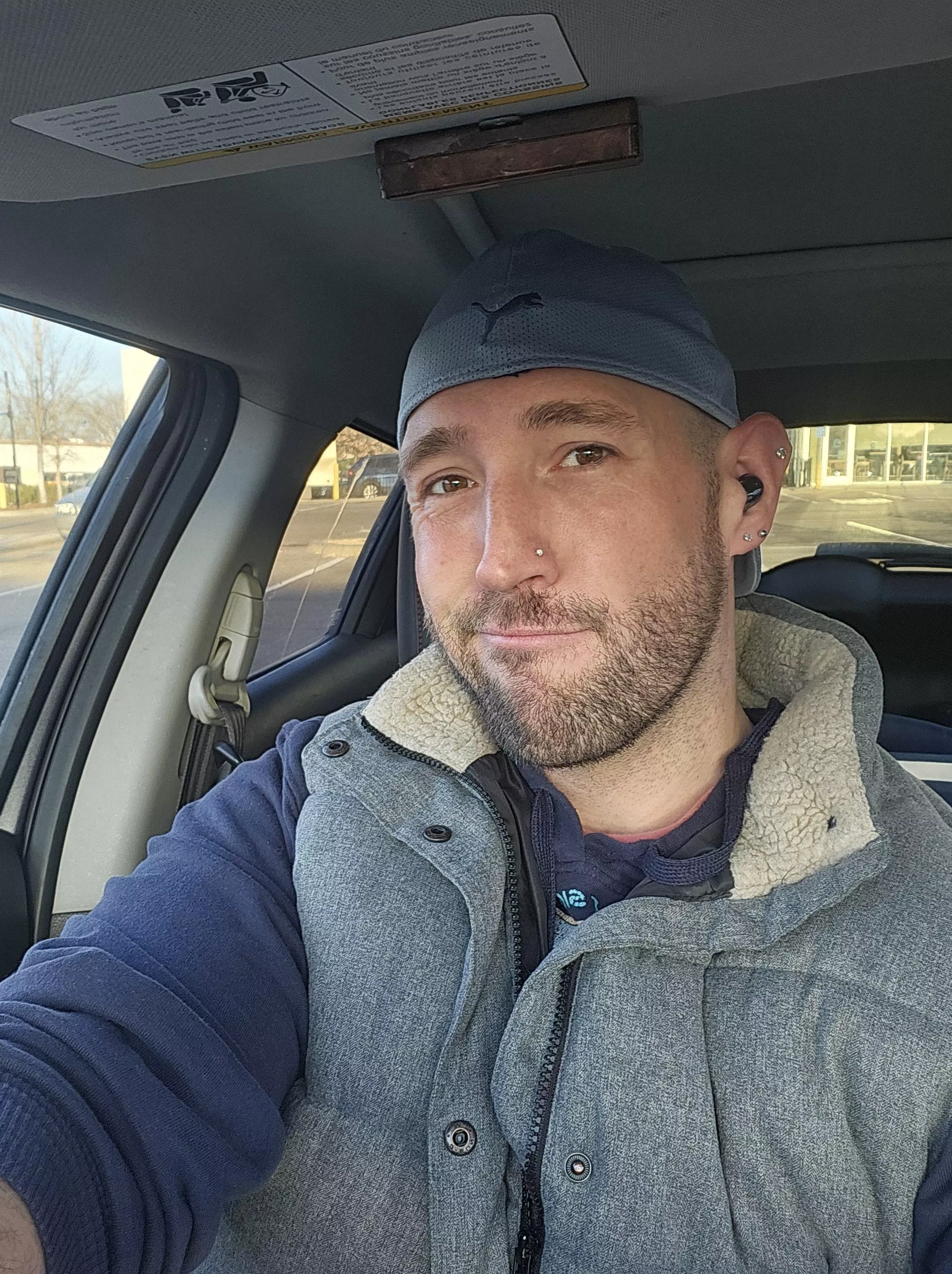 Happy Monday. Go into your day know these things.
You're amazing.
You're beautiful.
You're loved.
You're worthy.
You matter. Happy Monday. Go into your day know these things.
You're amazing.
You're beautiful.
You're loved.
You're worthy.
You matter.