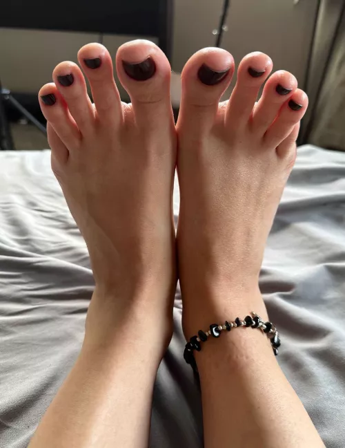 Help me stretch my tight holes