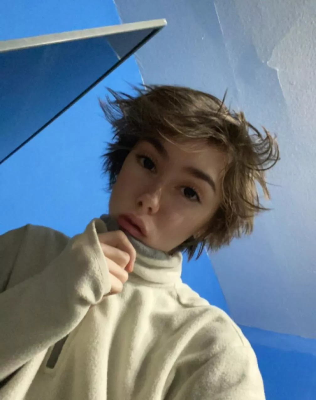 👋 hii 🥺bit shy