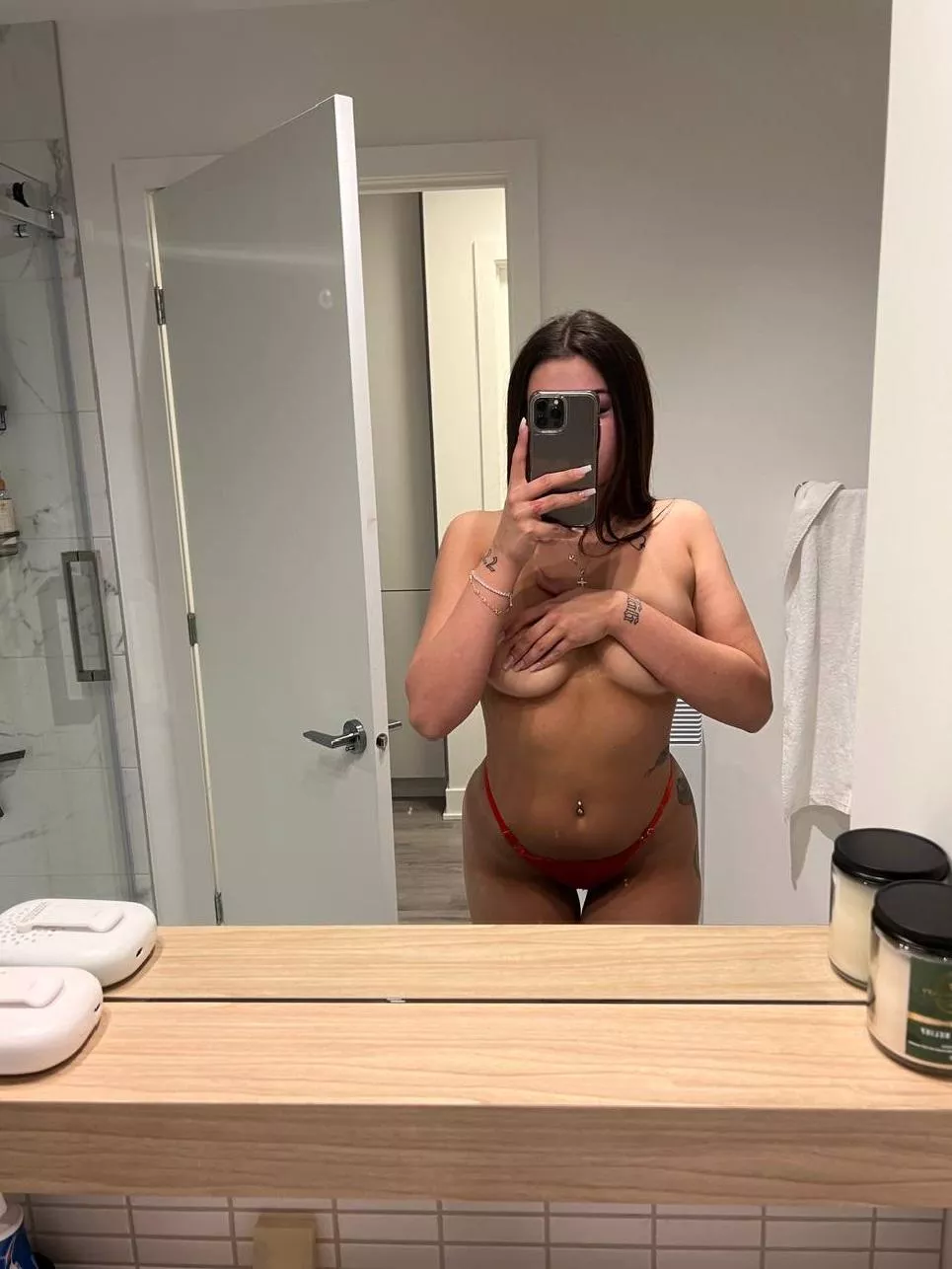 I don’t mind if you stare. You can even touch it if you want 😘