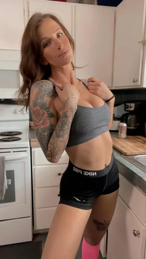 Looking for a little pre workout warm up, if you know what I mean