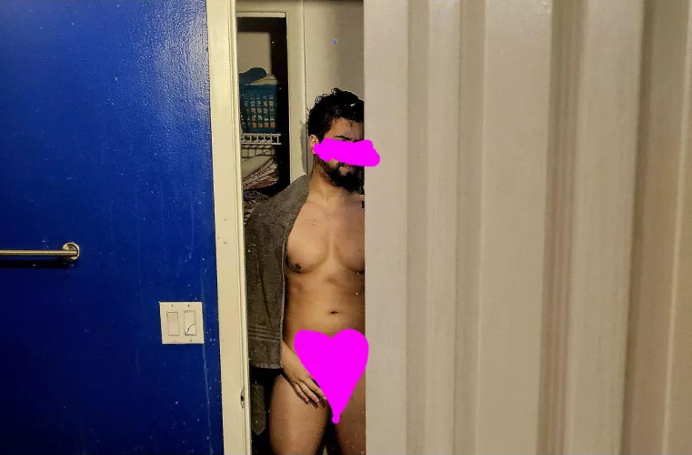 (M) Getting ready for chest day!