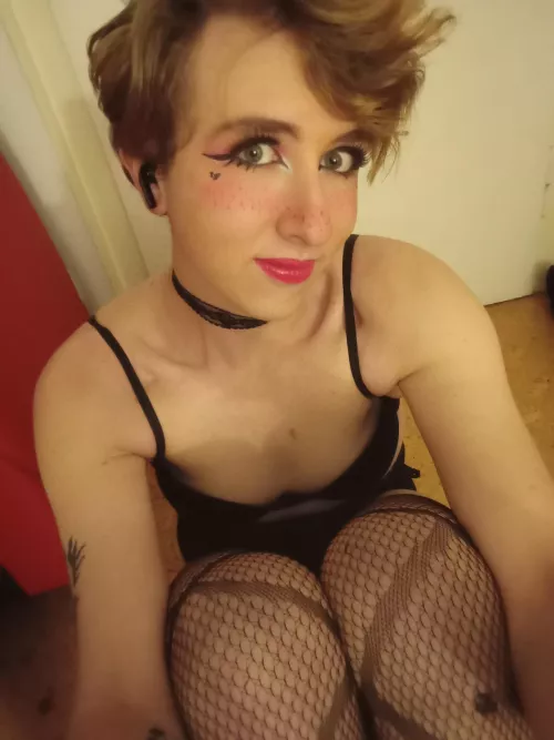 New to being a sissy, be nice 