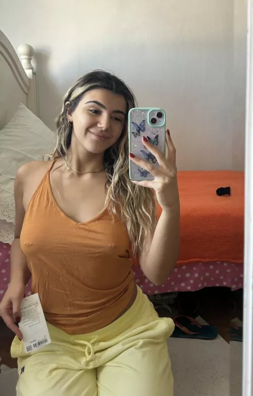 New top, should I keep it?