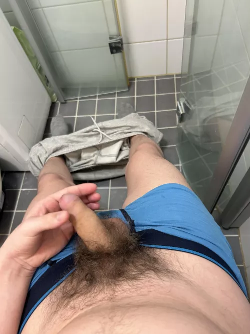 Okay it’s been over 3 months should I trim now?😵‍💫