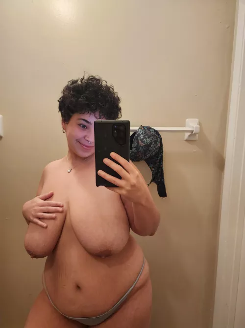 Playing with saggy boobs reduce stress 