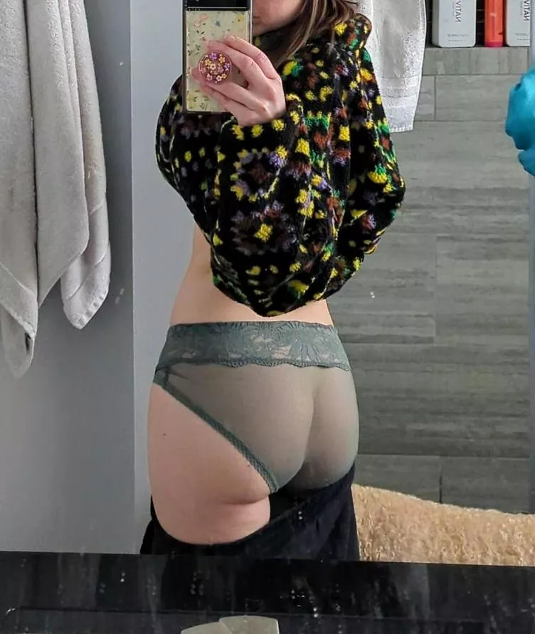 Snuck away from a friend's birthday to take this 🫣