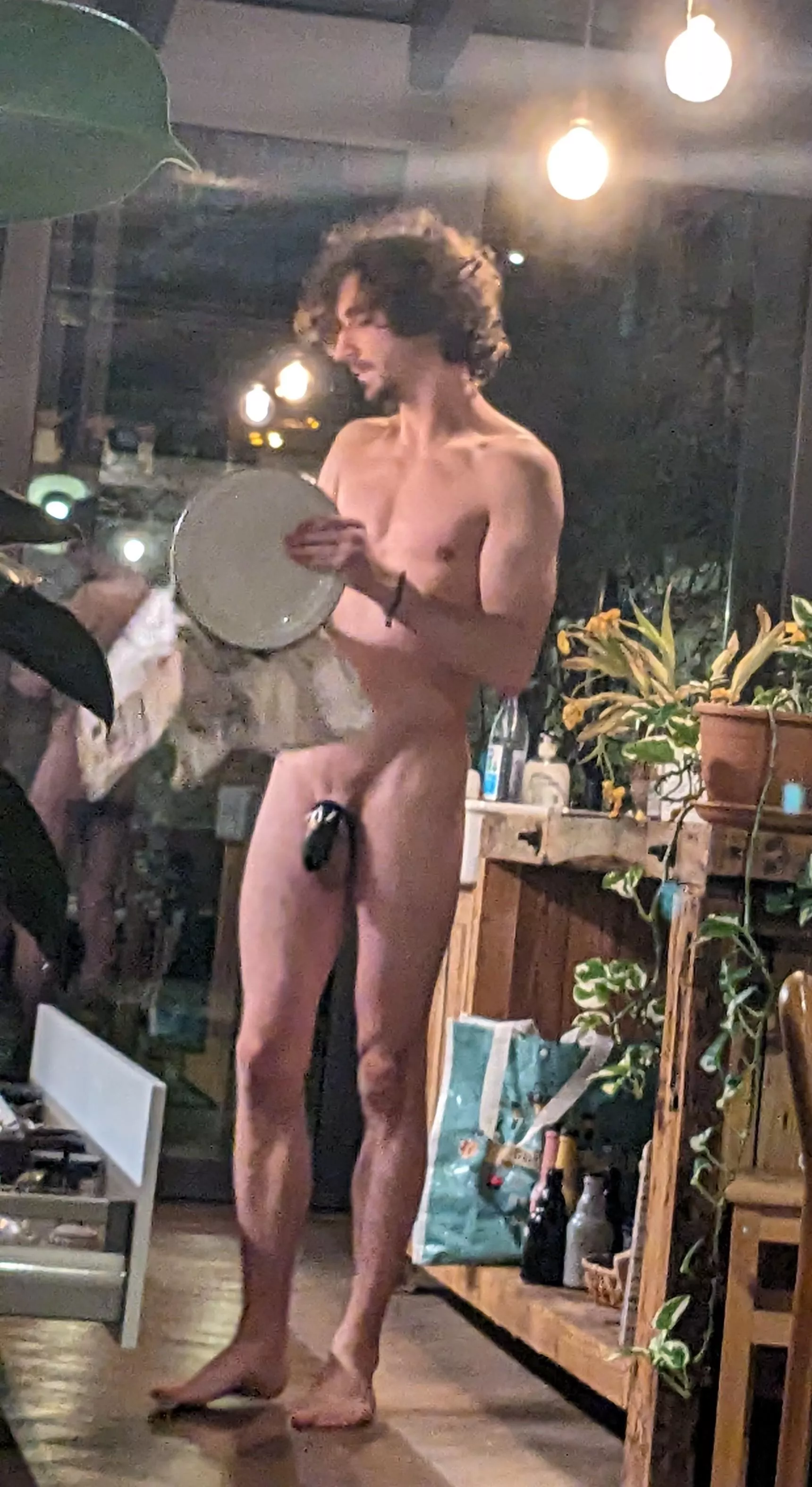 Subby doing the dishes 🍽️🔒