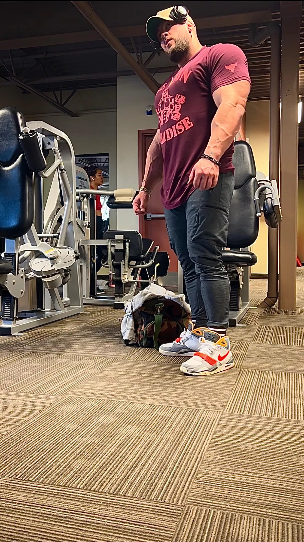 To much to handle (32)(m)