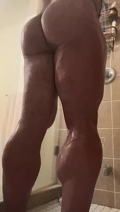 To much to handle (32)(m)