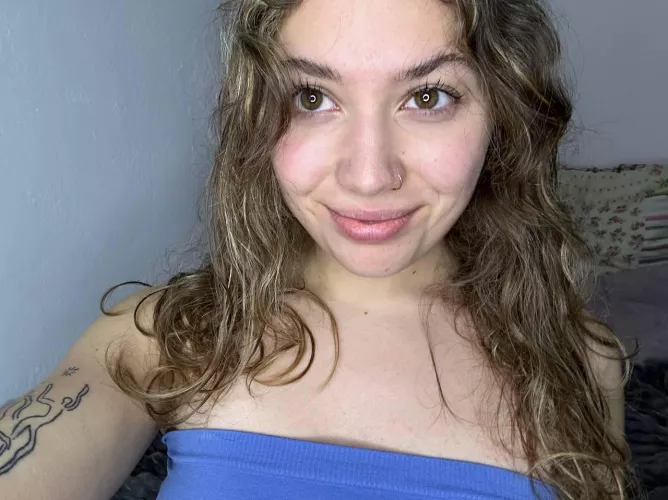 what yo you thinkabout my blue top? :)