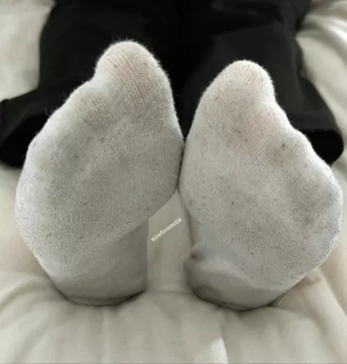 Who wants to wake up to these after wearing 6 days in a row!?!? (selling F) 