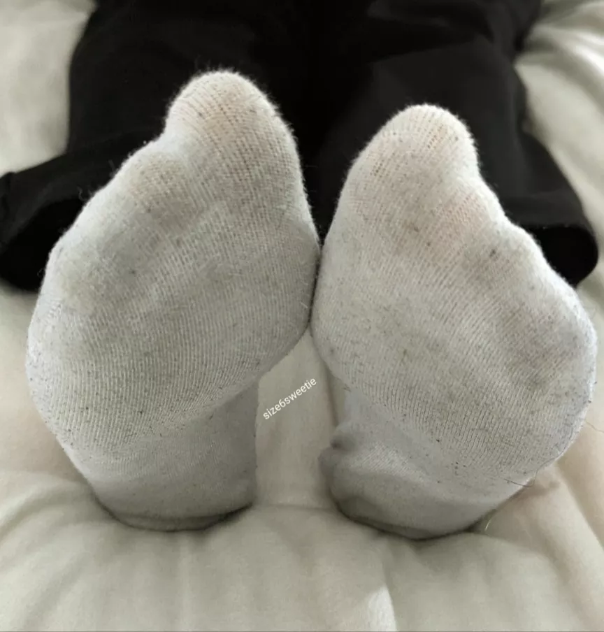 Who wants to wake up to these after wearing 6 days in a row!?!? (selling F) 