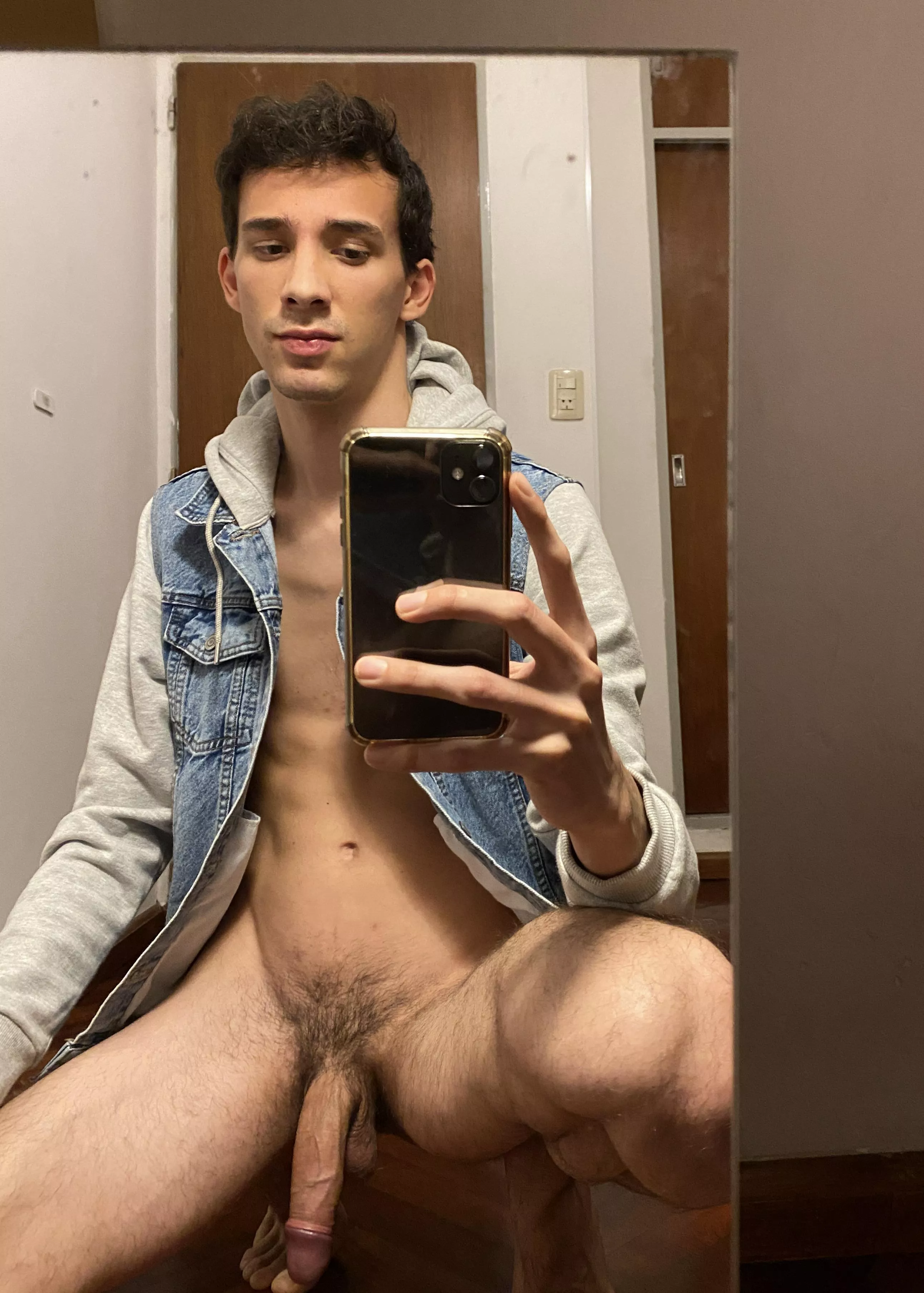 Would you let a 21 y.o top fuck you?