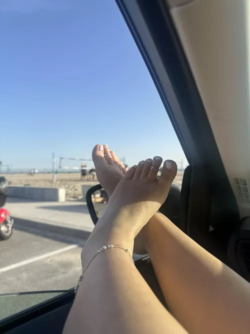 Would you worship my dangling feet out at the beach?