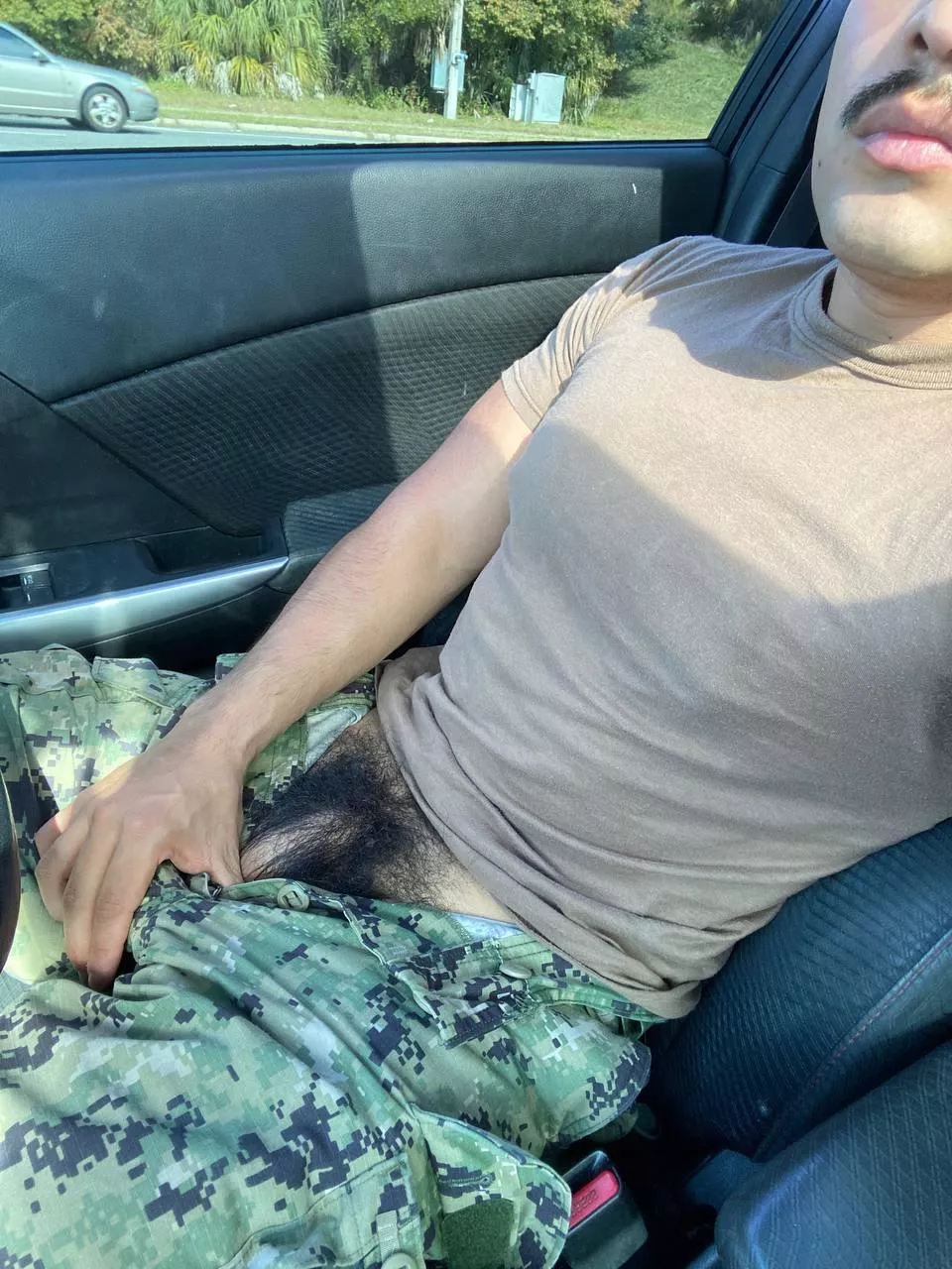 [25] cum and fully take it out?