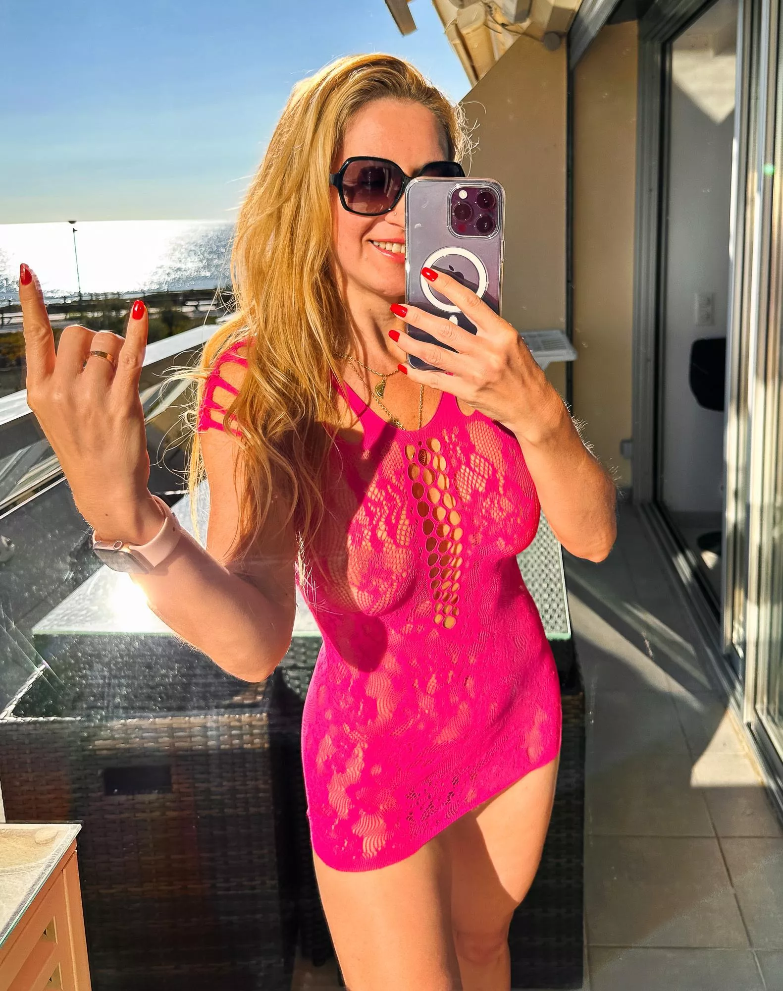 45 years old, mom two... I like to cheat on my husband with guys more endowed and virile than him