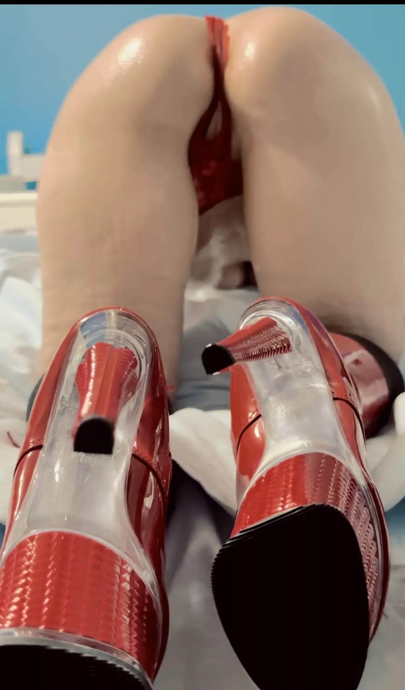 Anal is a must if you're gonna fuck me