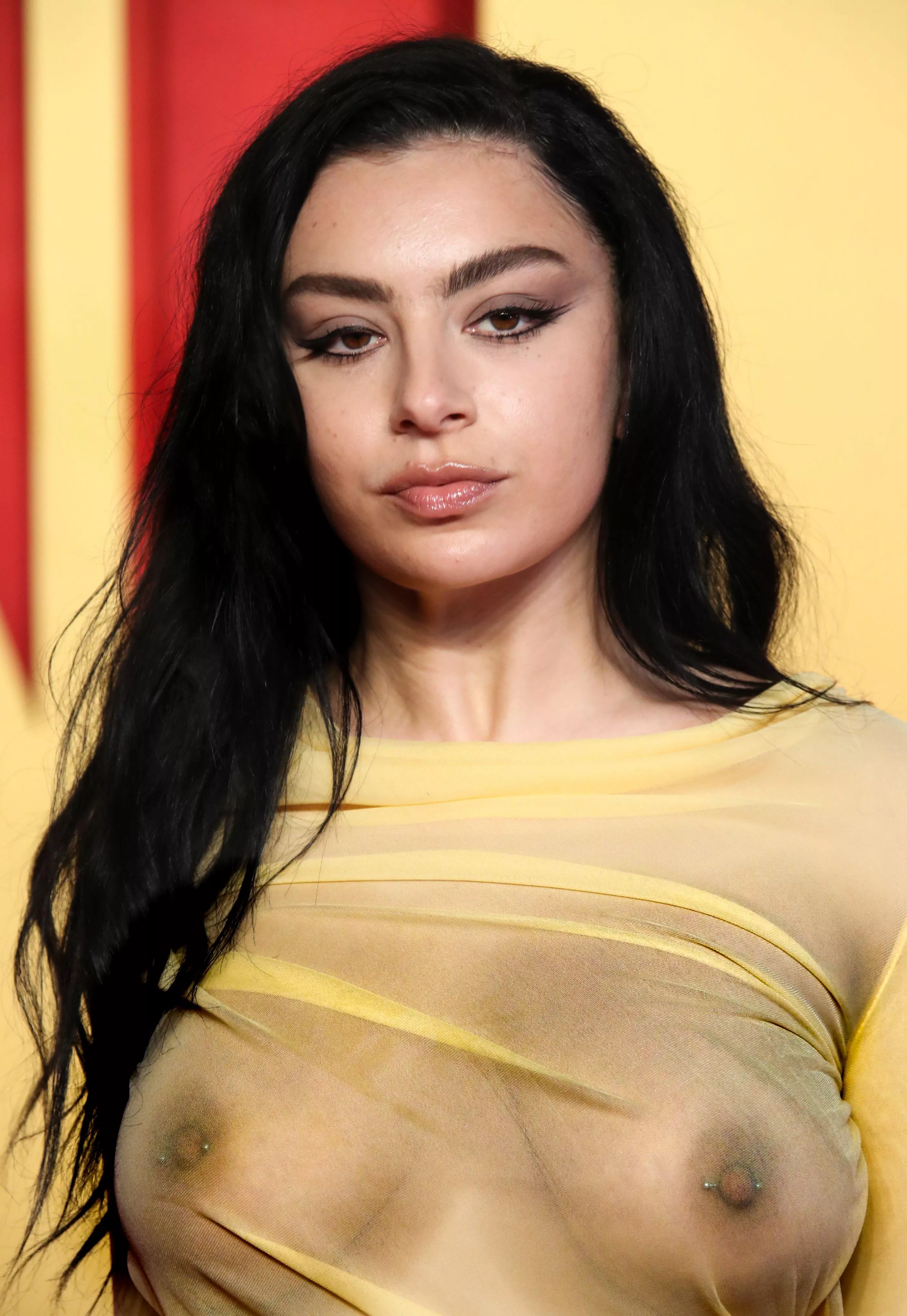 Charli xcx is so hot