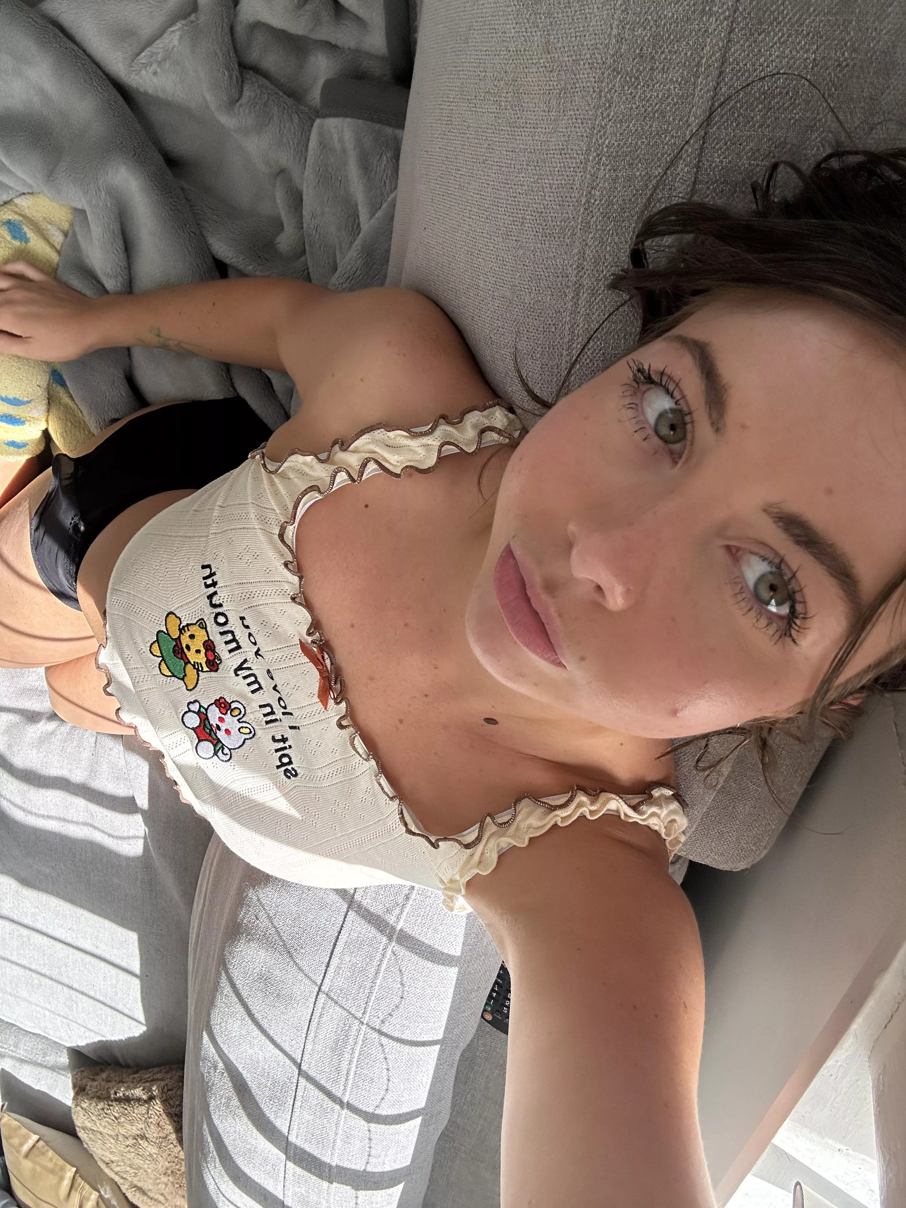 Do I look good on this top?