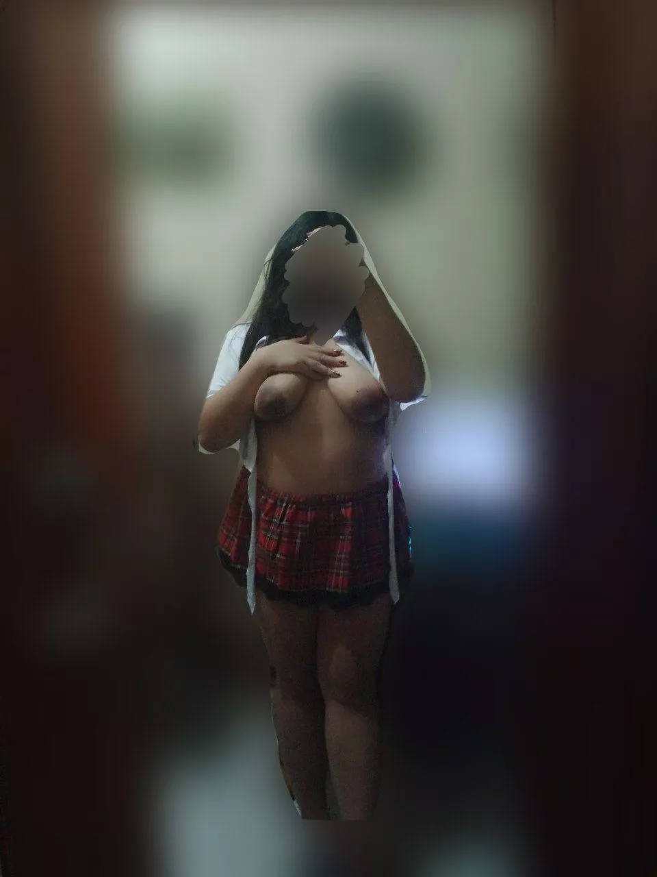 (f)Do u guys like big areolas🥺