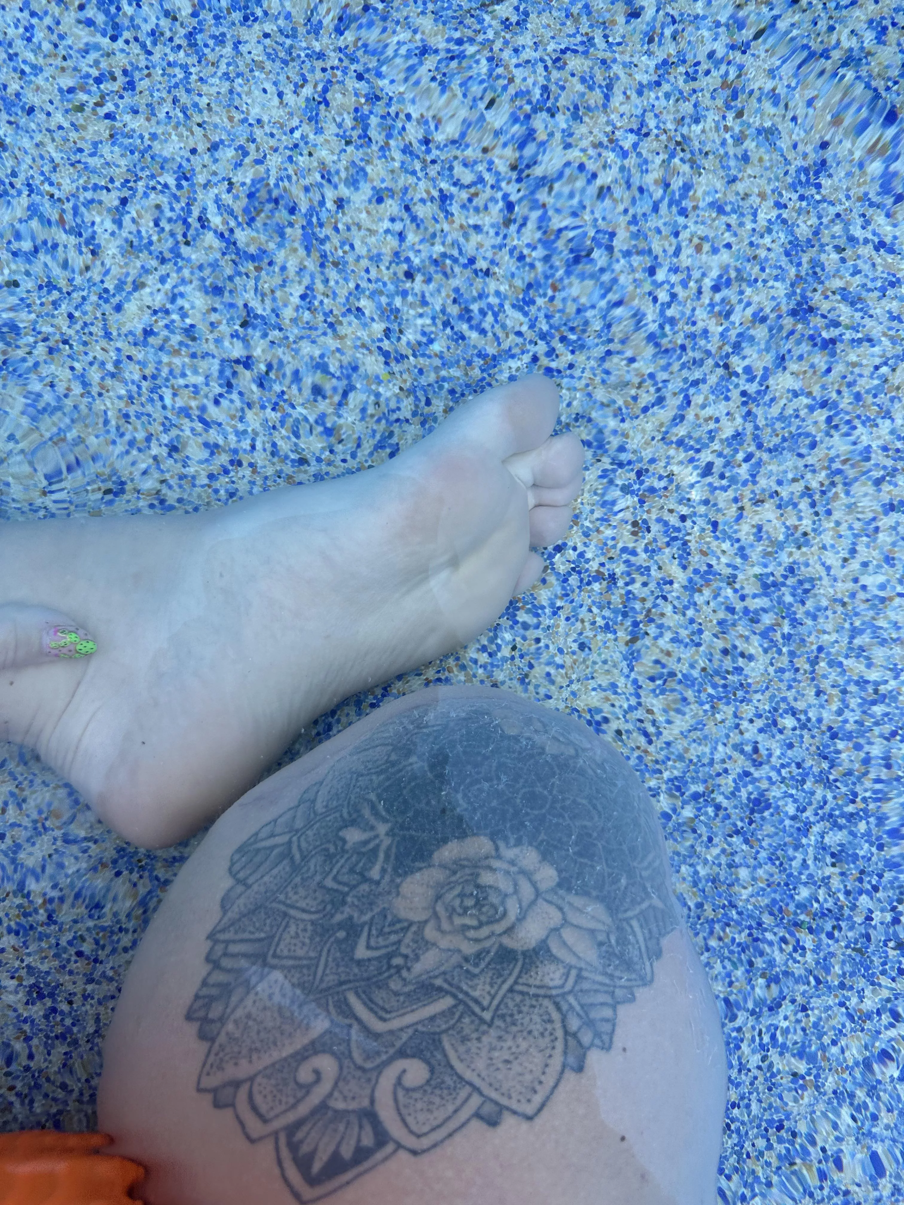 Foot and stump time 🤭🦶🥵