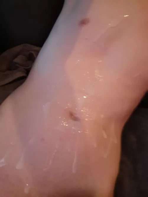 Got messy~ anyone wanna add some more? 💦💦