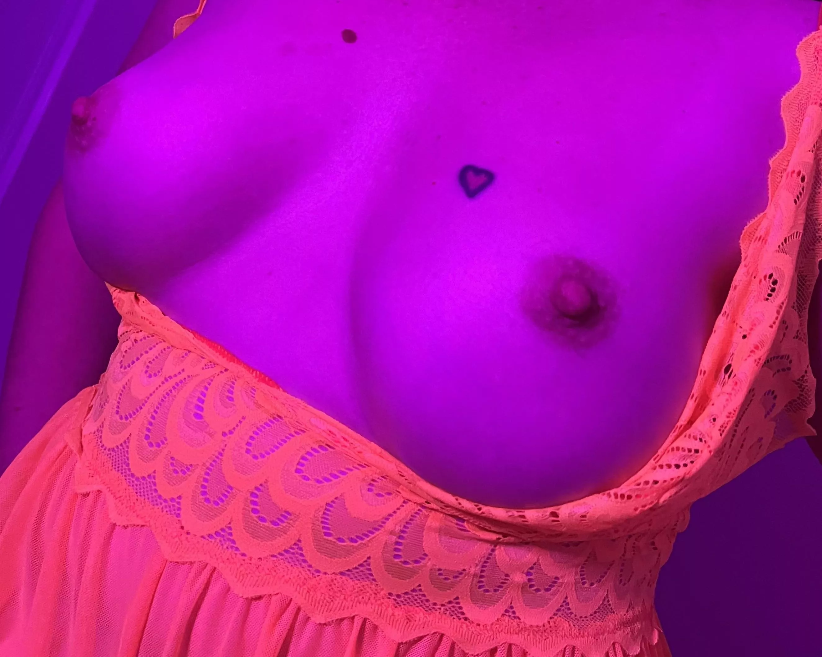 Happy Titty Tuesday I hope you’re enjoying