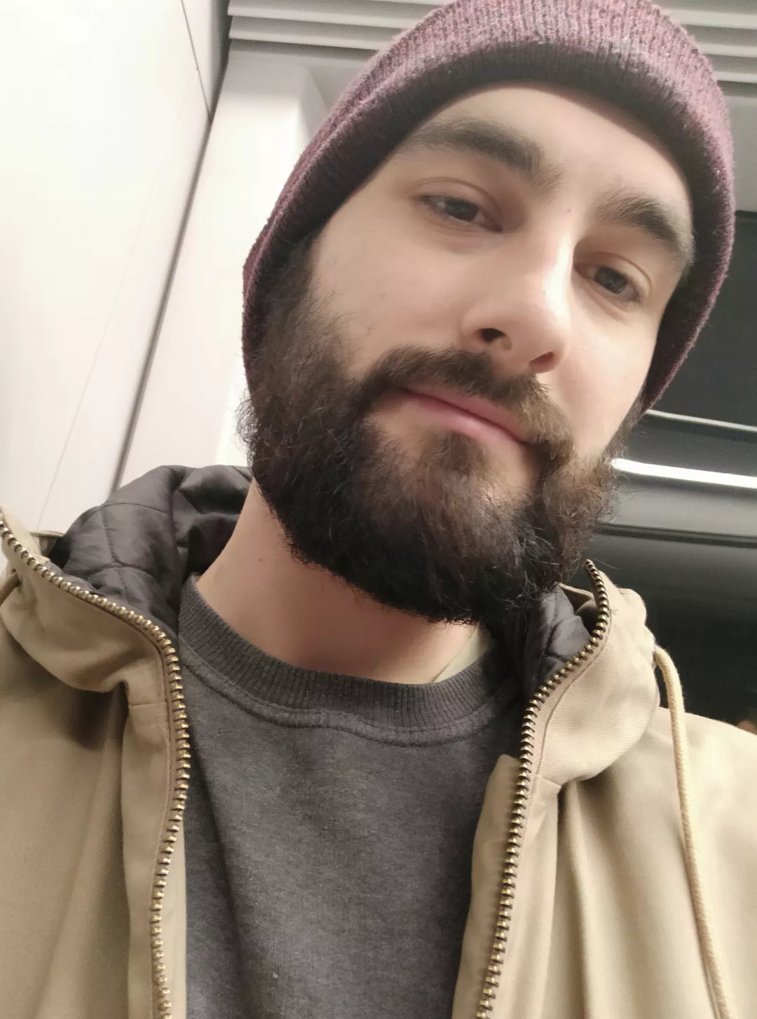 How was your week so far? ☺ Anyone wanna talk? 