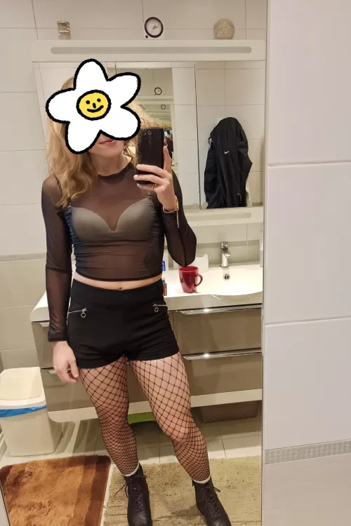 I come with something extra