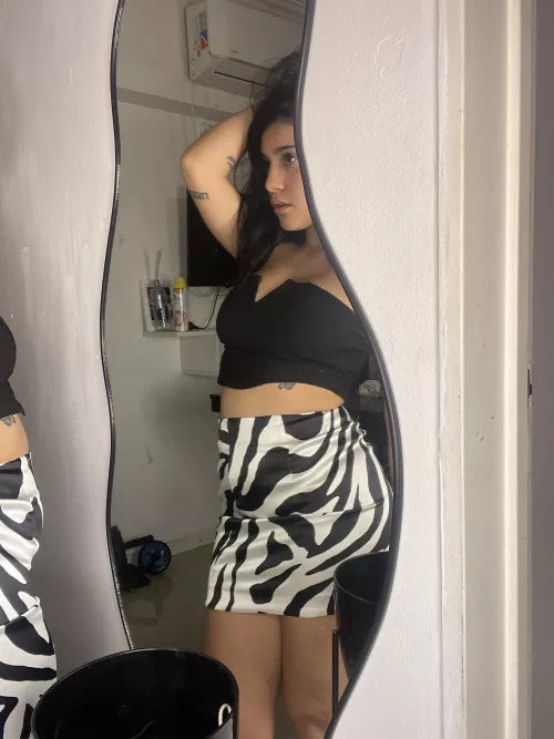 I just enjoy showing off my ass to guys that find it attractive.