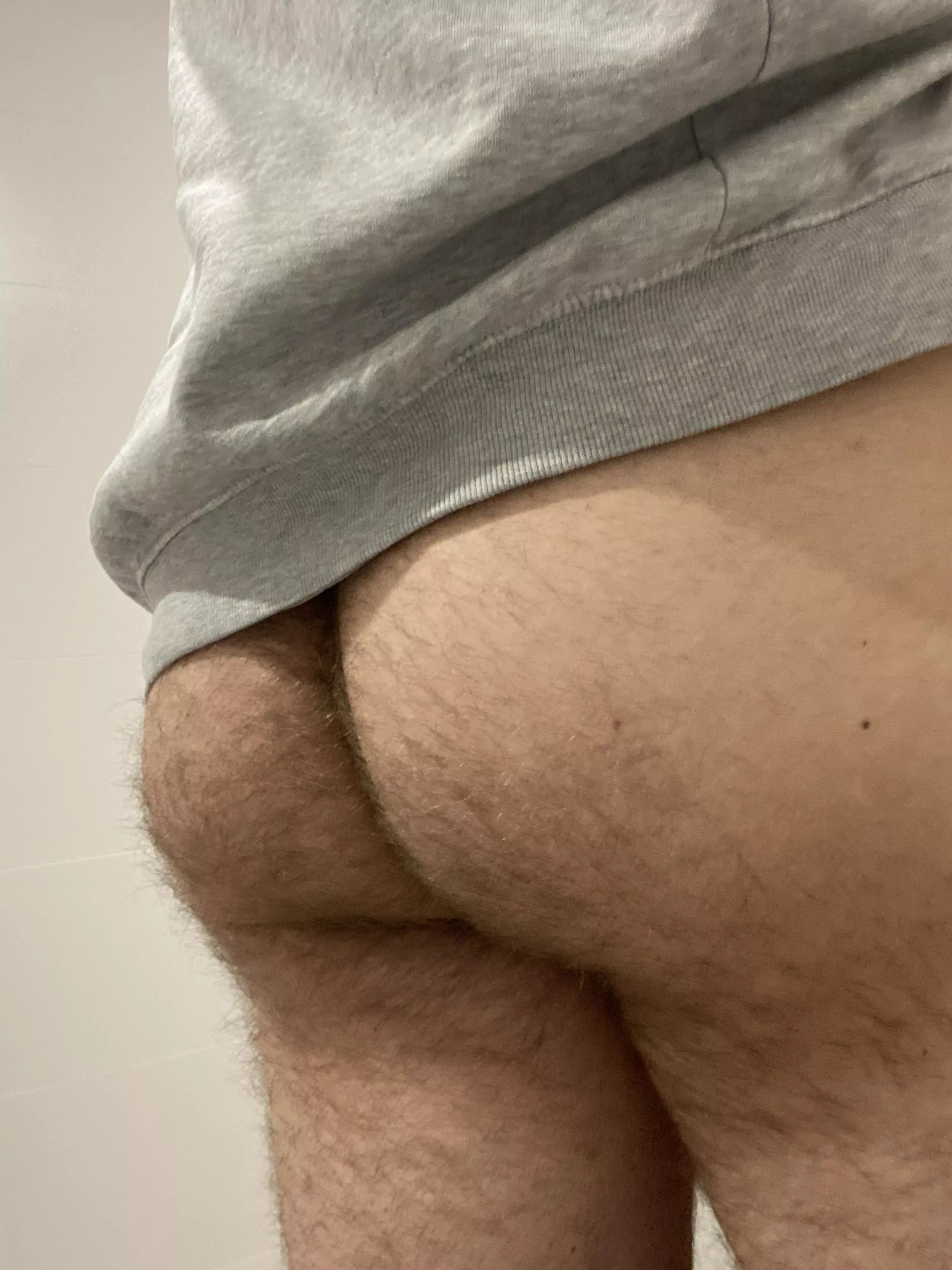 I love my ass being eat. 