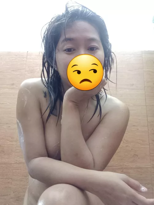 I love my body. (f) 💜🌸