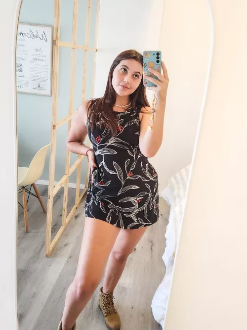 i love taking mirror selfies