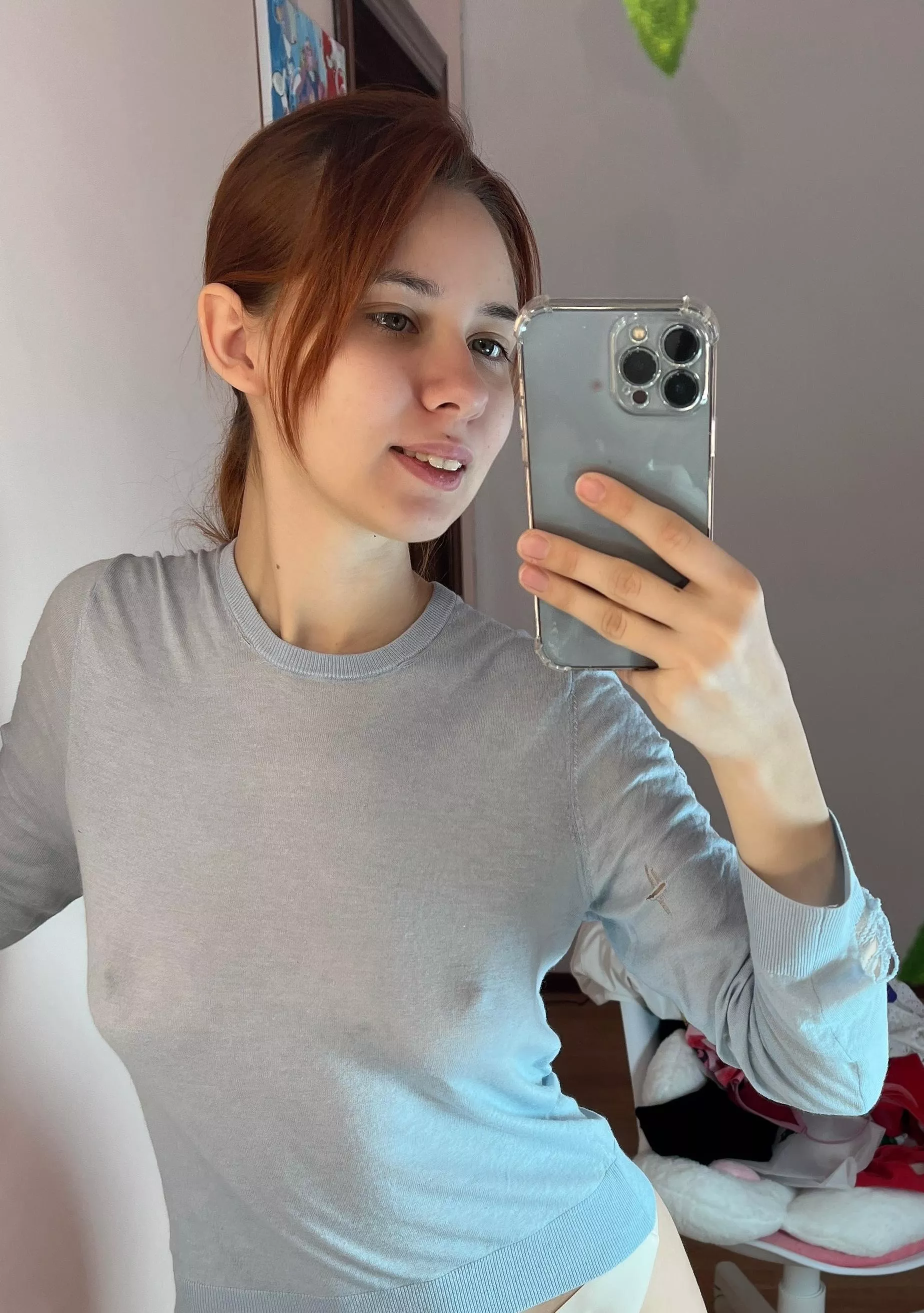 I love tight longsleeves