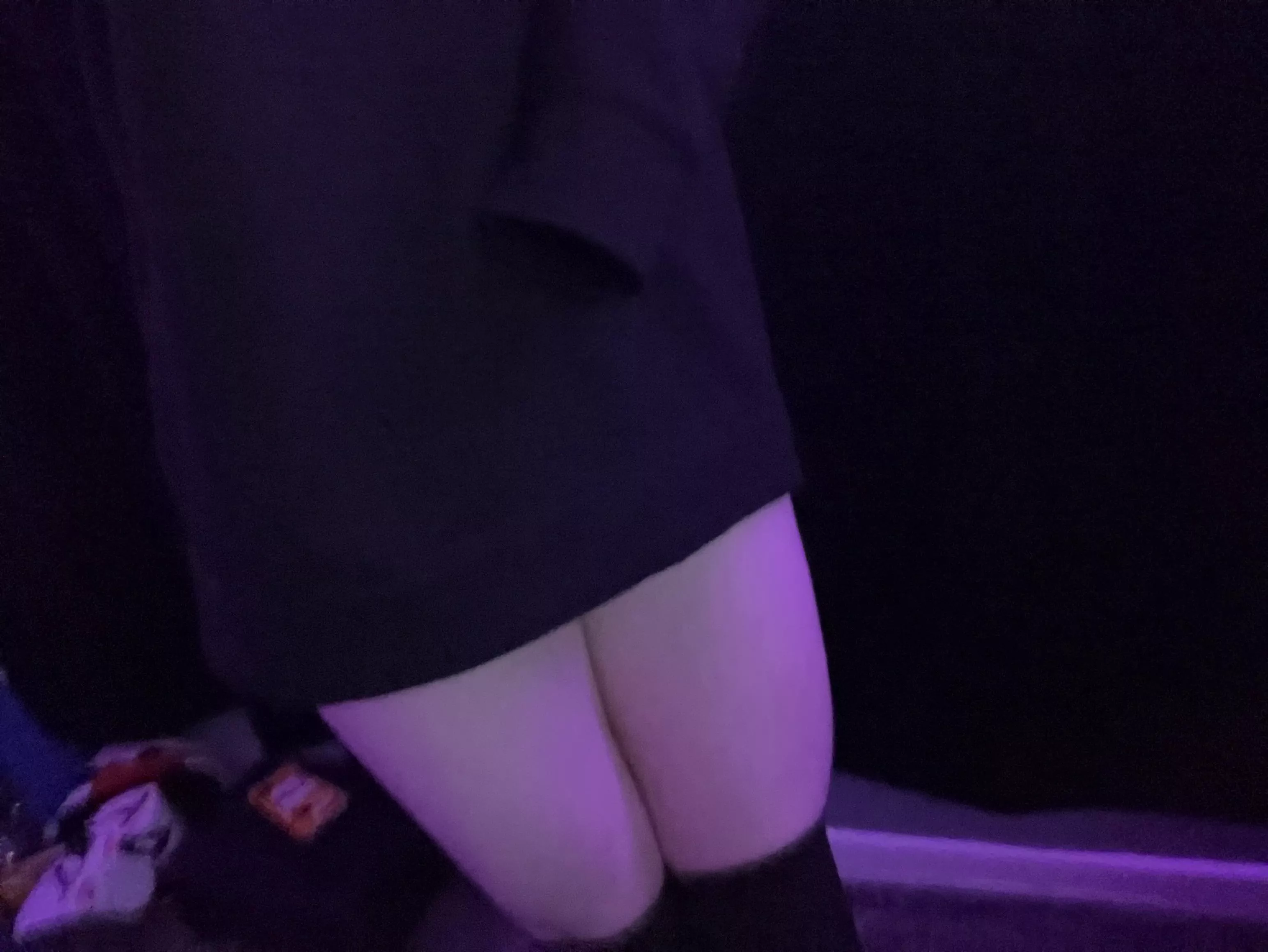 I luv oversized clothes :3 