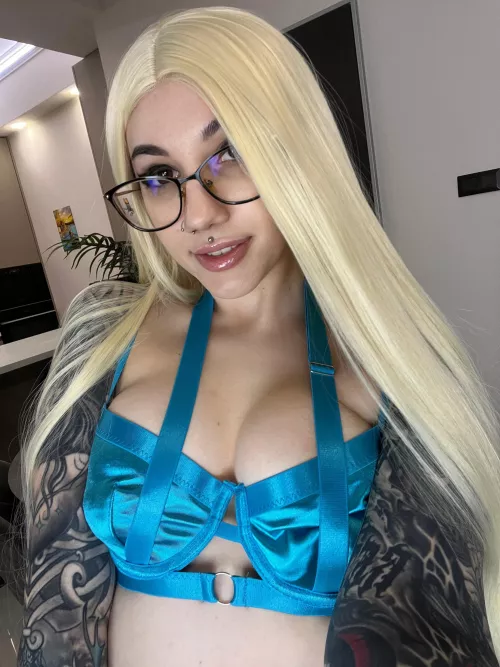 If I was your roomate would you take advantage?