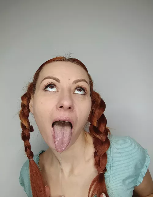 I'm hungry feed me daddy 🤤