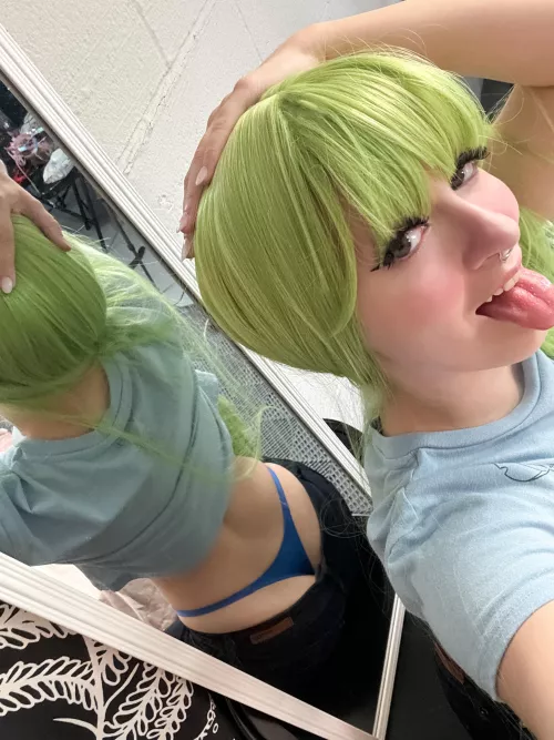 I’m really feeling this green for st Patrick’s coming up 🍀