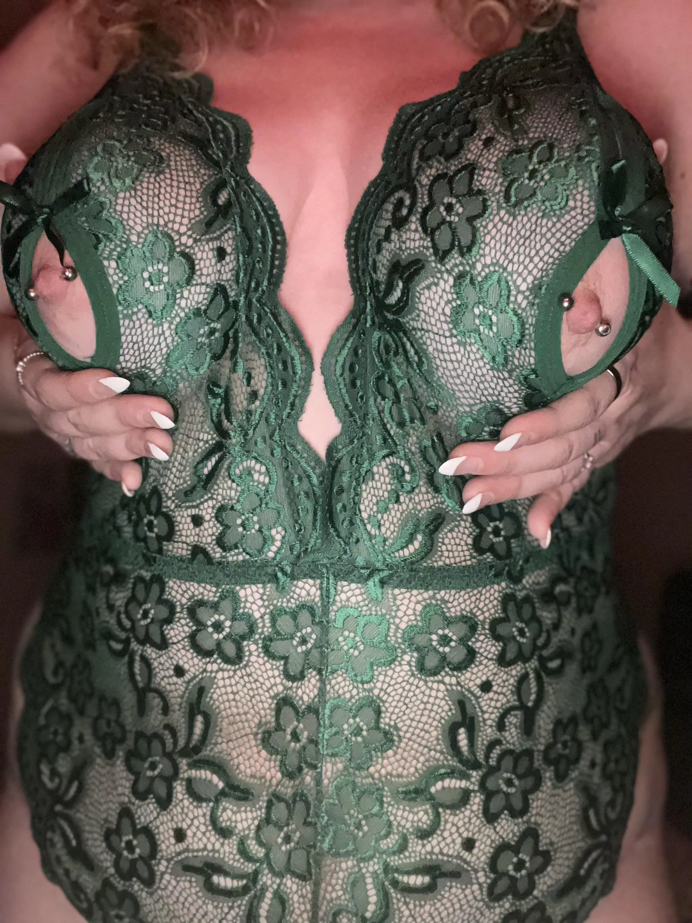 I’m so horny, and never have had more than 4 inches…