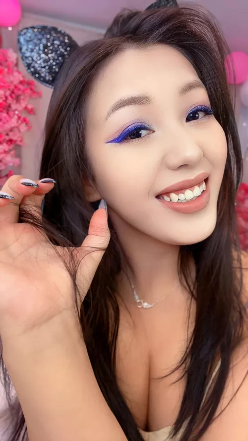 I`m so playful today, can u drop me smth to play?