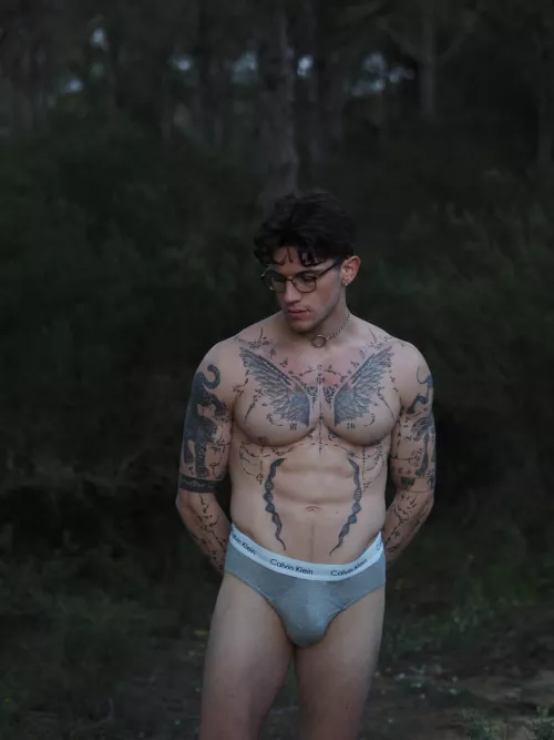 Just a gaymer in the wild 